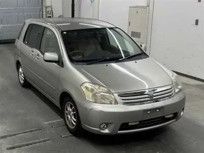 Toyota RAUM