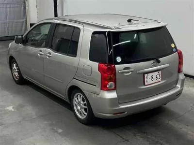 Toyota RAUM