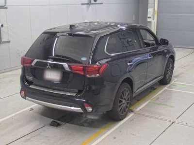 Mitsubishi OUTLANDER PHEV
