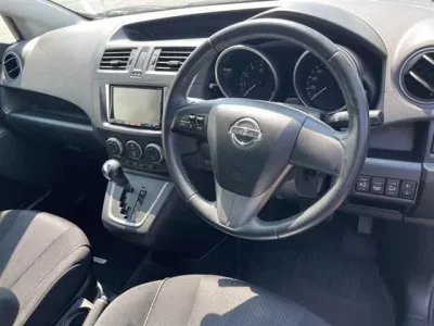 Nissan LAFESTA
