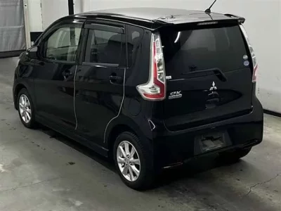 Mitsubishi EK CUSTOM
