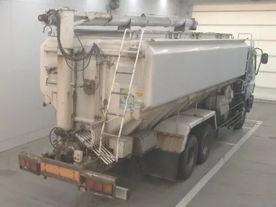 Isuzu TRUCK