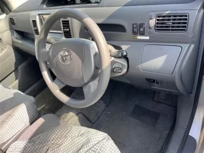 Toyota RAUM