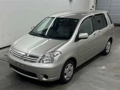 Toyota RAUM