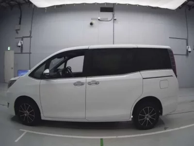Toyota ESQUIRE