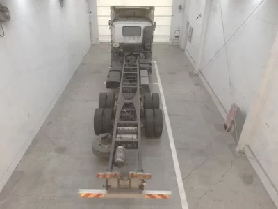 Isuzu TRUCK