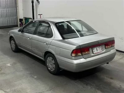 Nissan SUNNY