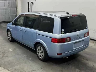 Nissan LAFESTA