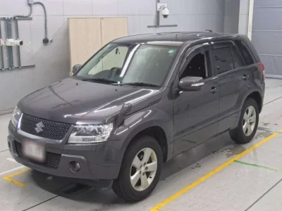 Suzuki GRAND ESCUDO