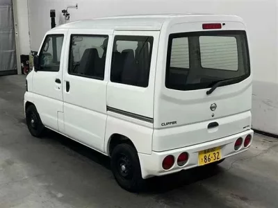Nissan CLIPPER VAN