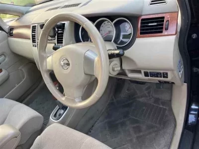Nissan TIIDA LATIO