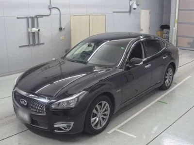 Nissan FUGA