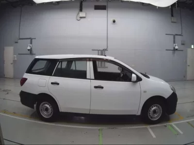 Nissan AD