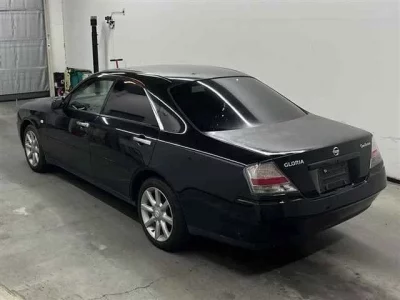 Nissan GLORIA