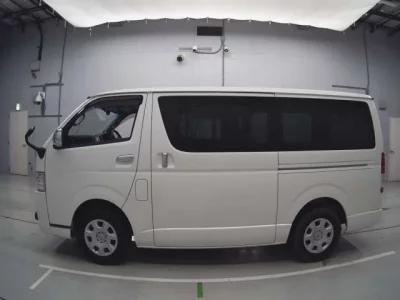 Toyota REGIUS ACE VAN