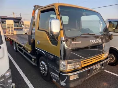 Isuzu ELF