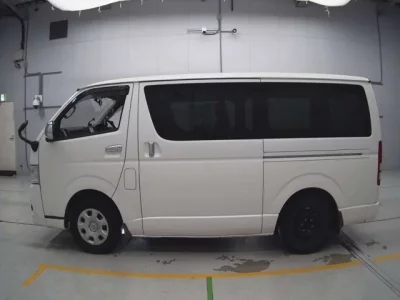 Toyota REGIUS ACE VAN