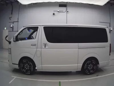 Toyota REGIUS ACE VAN
