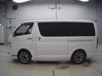Toyota REGIUS ACE VAN
