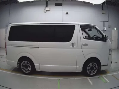Toyota REGIUS ACE VAN