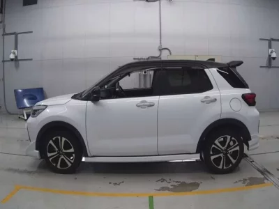 Daihatsu ROCKY