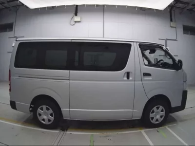Toyota REGIUS ACE VAN