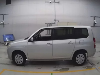 Toyota SUCCEED