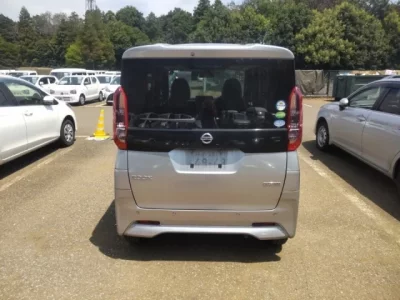 Nissan ROOX