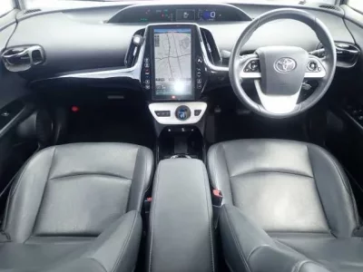Toyota PRIUS PHV