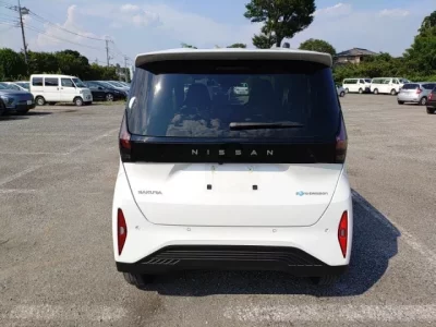 Nissan SAKURA