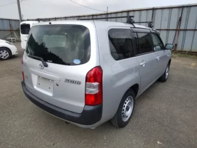 Toyota SUCCEED