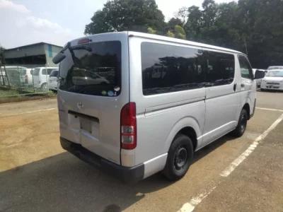 Toyota REGIUS ACE VAN
