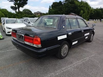 Toyota CROWN COMFORT