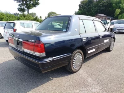 Toyota CROWN COMFORT