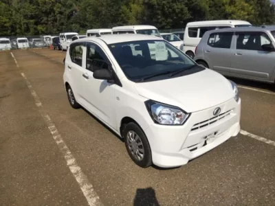 Daihatsu MIRA E S