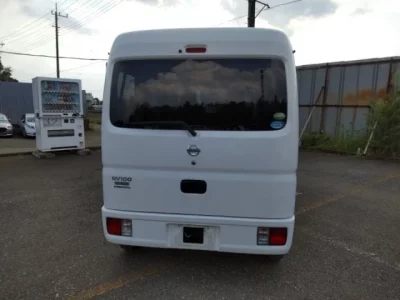 Nissan CLIPPER VAN