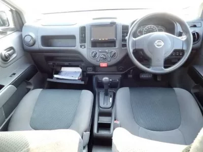 Nissan AD
