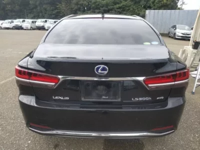 Lexus LS