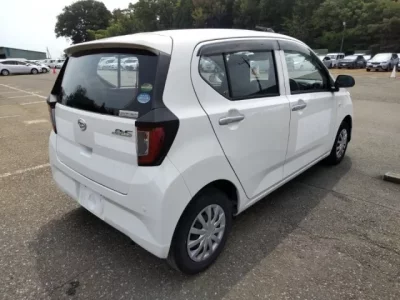 Daihatsu MIRA E S