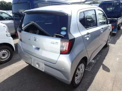 Daihatsu MIRA E S