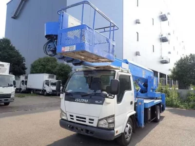 Isuzu ELF