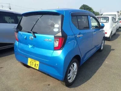 Daihatsu MIRA E S