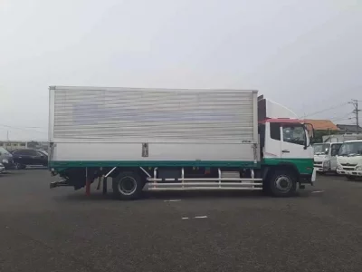 Nissan CONDOR