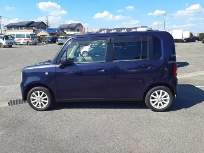 Toyota PIXIS SPACE