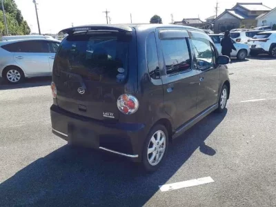 Daihatsu MOVE LATTE