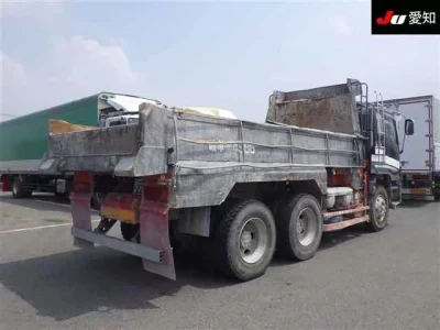 Isuzu GIGA