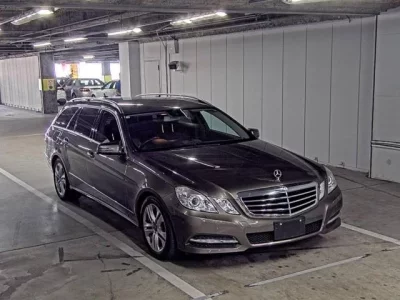 Mercedes-Benz E CLASS WAGON