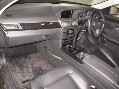 Mercedes-Benz E CLASS WAGON