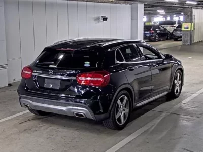 Mercedes-Benz GLA CLASS