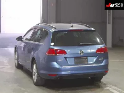 Volkswagen GOLF VARIANT